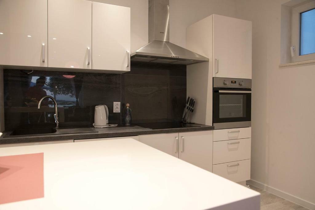 Apartment Eli - Sea View Млини Экстерьер фото