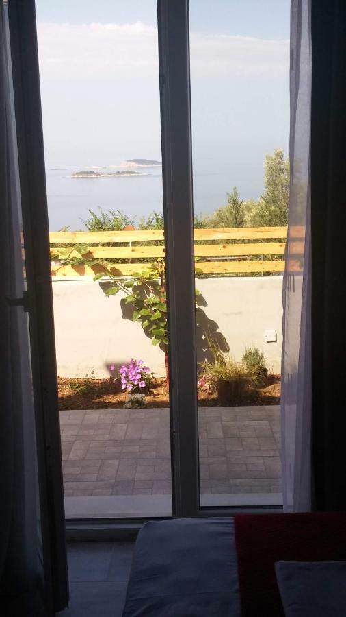 Apartment Eli - Sea View Млини Экстерьер фото