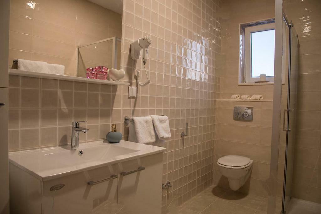 Apartment Eli - Sea View Млини Экстерьер фото
