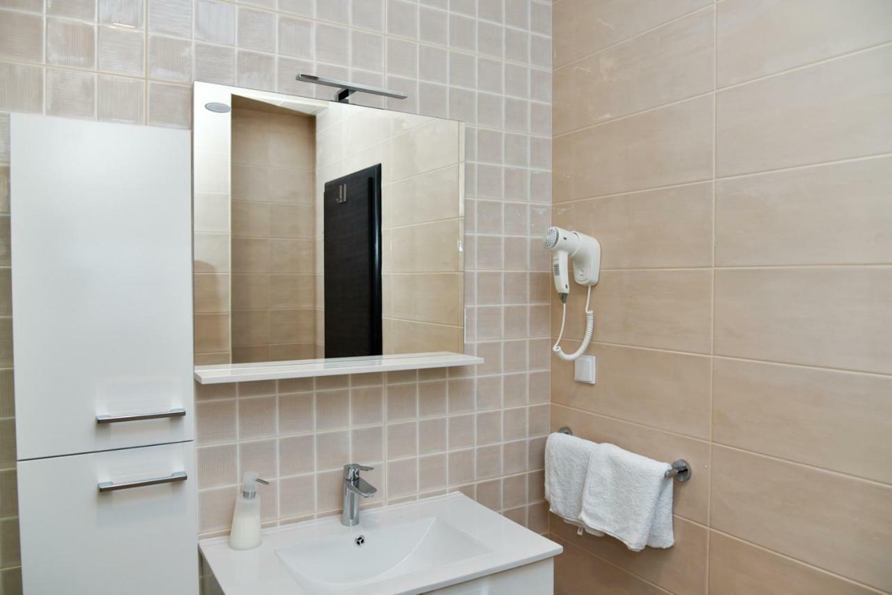 Apartment Eli - Sea View Млини Экстерьер фото